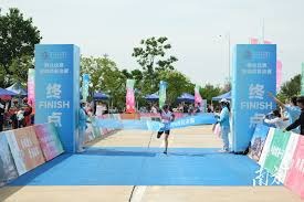 咱哥主打的就是一个反差🤓☝🏻 #乒乓球🏓